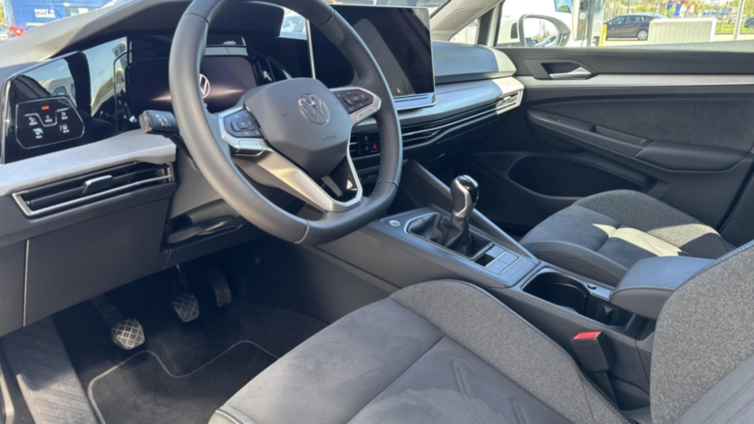 VOLKSWAGEN Golf Golf VIII 1.5 TSI Life