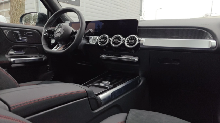 MERCEDES-BENZ GLB AMG GLB 35 4-Matic Nowy