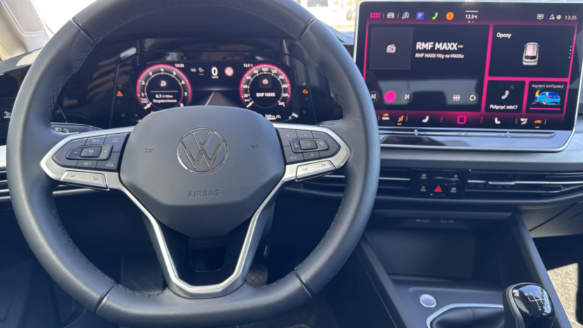 VOLKSWAGEN Golf Golf VIII 1.5 TSI Life