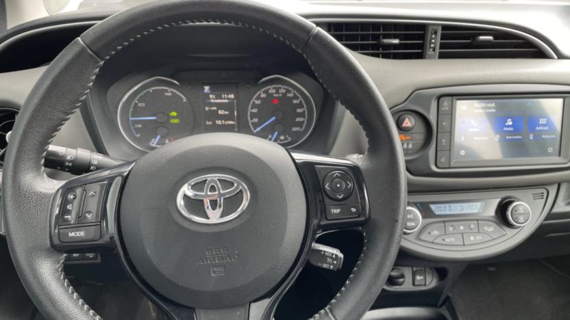 TOYOTA Yaris Yaris Hybrid 100 Premium