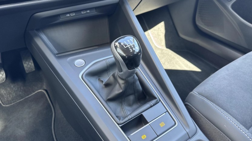 VOLKSWAGEN Golf Golf VIII 1.5 TSI Life