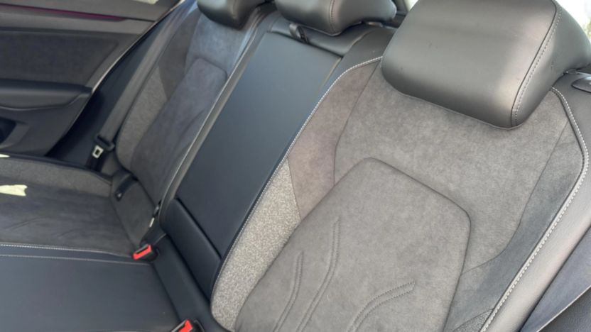 VOLKSWAGEN Golf Golf VIII 1.5 TSI Life