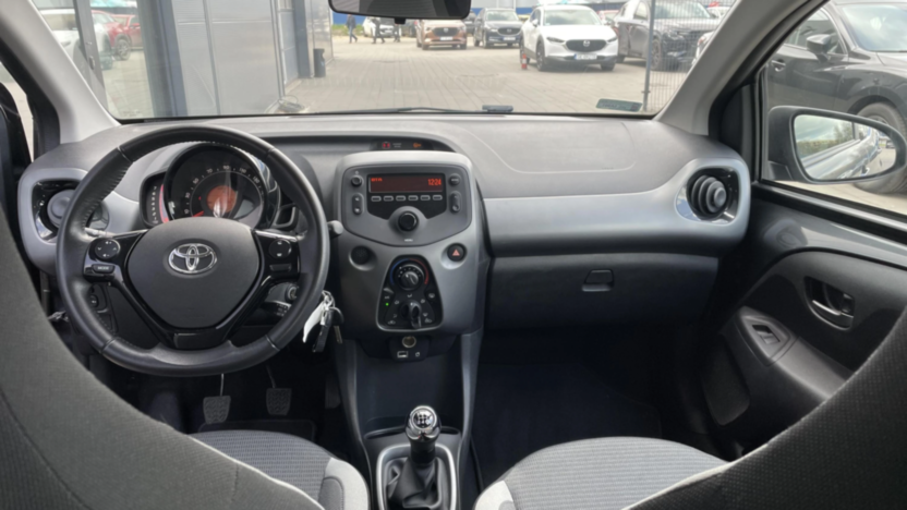 TOYOTA Aygo Aygo 1.0 VVT-i X-play