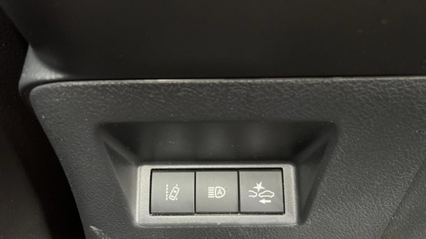 TOYOTA Yaris Yaris Hybrid 100 Premium