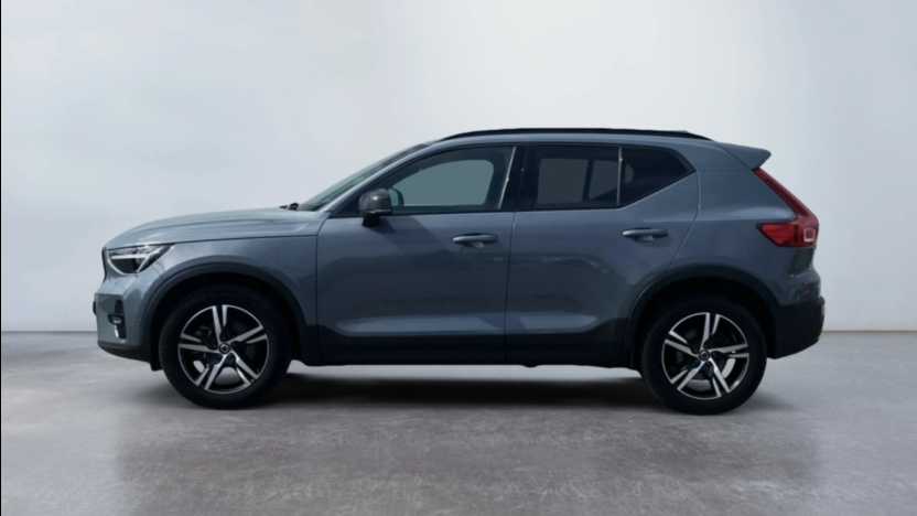 VOLVO XC40 XC40 B4 Plus Dark aut