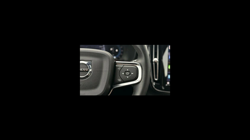 VOLVO XC40 XC40 B4 Plus Dark aut