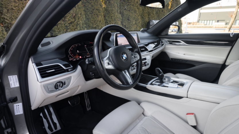 BMW Seria 7 750d xDrive sport-aut