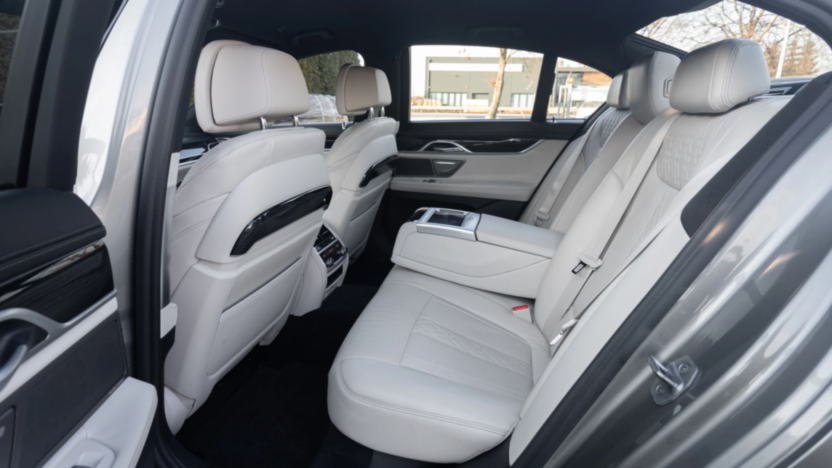 BMW Seria 7 750d xDrive sport-aut