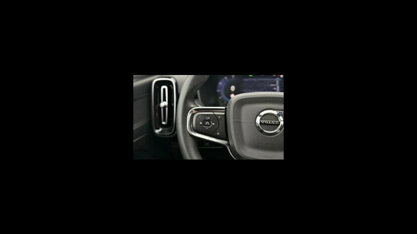 VOLVO XC40 XC40 B4 Plus Dark aut