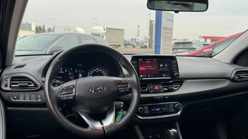 HYUNDAI i30 i30 1.0 T-GDI Smart DCT