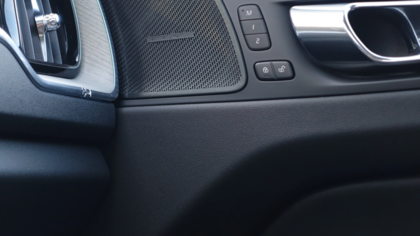 VOLVO XC60 XC60 T8 AWD Plug-In Hybrid Inscription aut