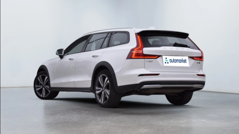 VOLVO V60 V60 CC Plus B4 D AWD aut