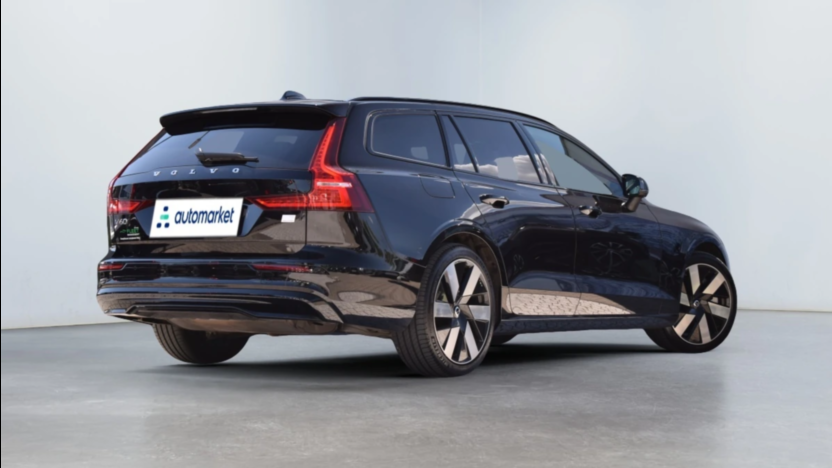VOLVO V60 V60 T8 AWD Plug-In Hybrid Ultimate Dark aut