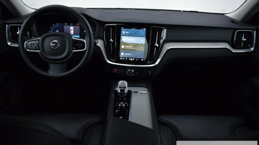 VOLVO V60 V60 CC Plus B4 D AWD aut