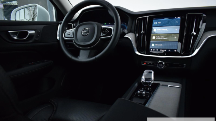 VOLVO V60 V60 CC Plus B4 D AWD aut