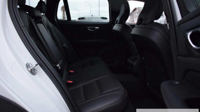 VOLVO V60 V60 CC Plus B4 D AWD aut