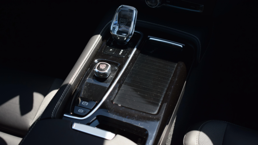 VOLVO V60 V60 T8 AWD Plug-In Hybrid Ultimate Dark aut