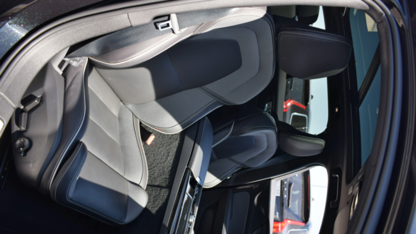 VOLVO V60 V60 T8 AWD Plug-In Hybrid Ultimate Dark aut
