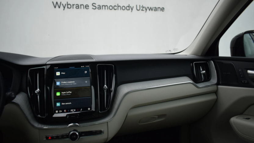 VOLVO XC60 XC60 T6 Plug-In Hybrid AWD Plus Dark aut