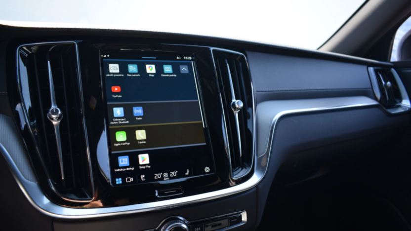 VOLVO V60 V60 T8 AWD Plug-In Hybrid Ultimate Dark aut