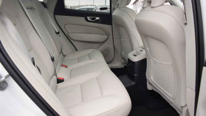 VOLVO XC60 XC60 T6 Plug-In Hybrid AWD Plus Dark aut