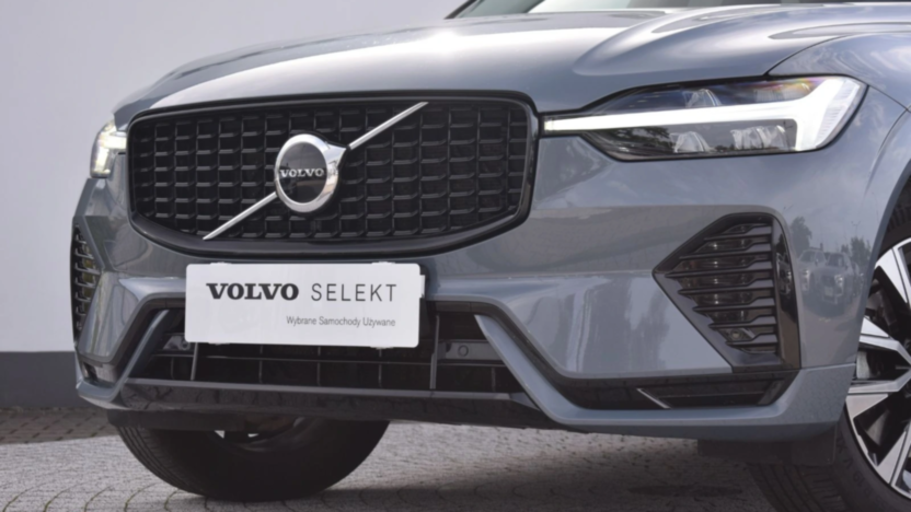 VOLVO XC60 XC60 B4 D Plus Dark aut