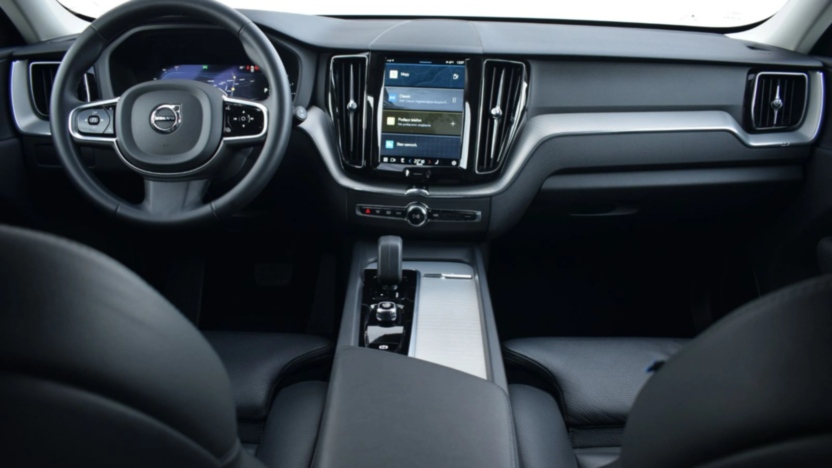VOLVO XC60 XC60 B4 D Plus Dark aut
