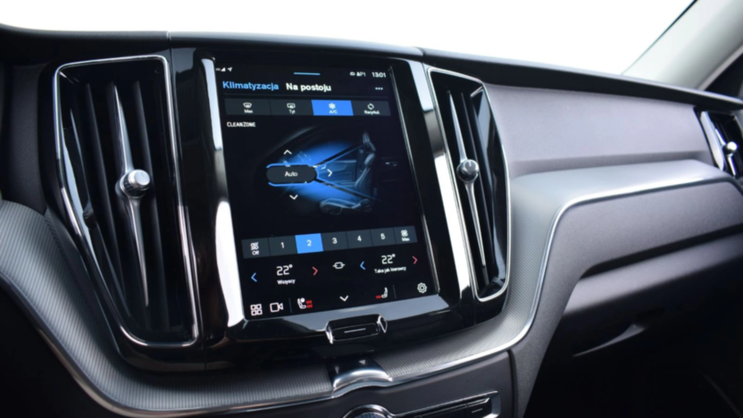 VOLVO XC60 XC60 B4 D Plus Dark aut
