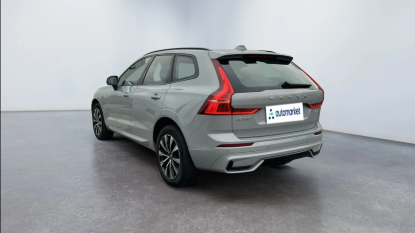 VOLVO XC60 XC60 B4 D Plus Dark aut