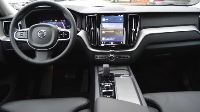 VOLVO XC60 XC60 B4 B Plus Dark aut