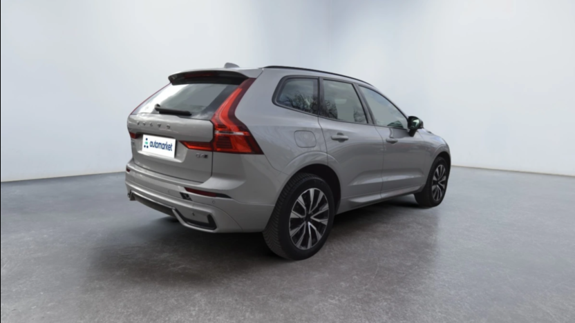 VOLVO XC60 XC60 B4 D AWD Plus Dark aut