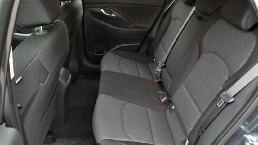HYUNDAI i30 i30 1.5 T-GDI 48V Smart