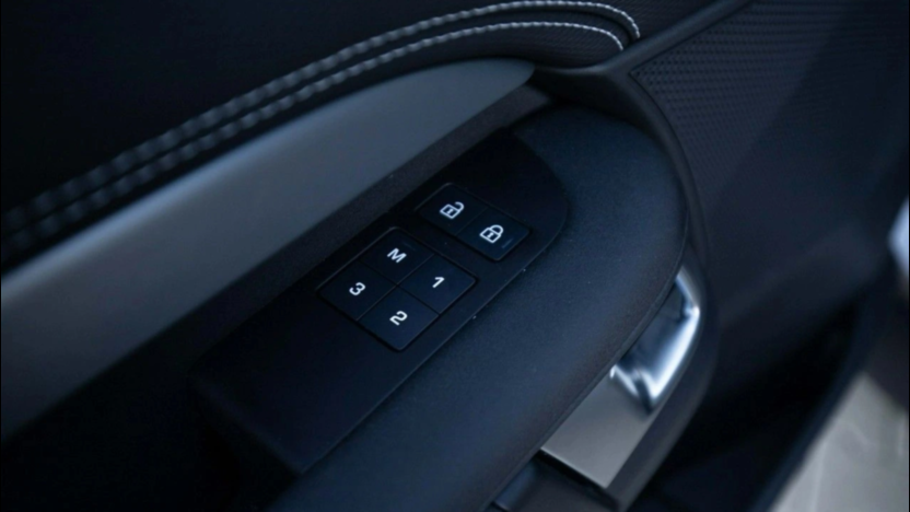 LAND ROVER Discovery Discovery V 3.0 D250 mHEV Dynamic SE