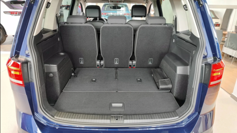 VOLKSWAGEN Touran Touran 1.5 TSI EVO Highline DSG Nowy