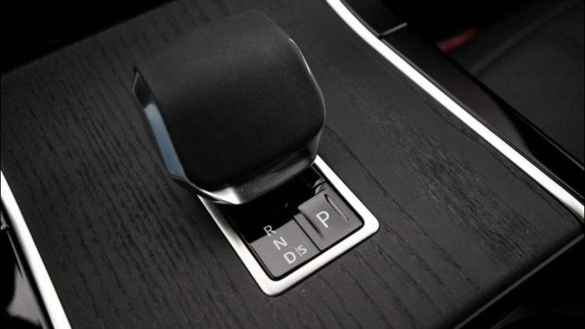 LAND ROVER Range Rover Evoque Evoque 1.5 P300e PHEV Dynamic SE
