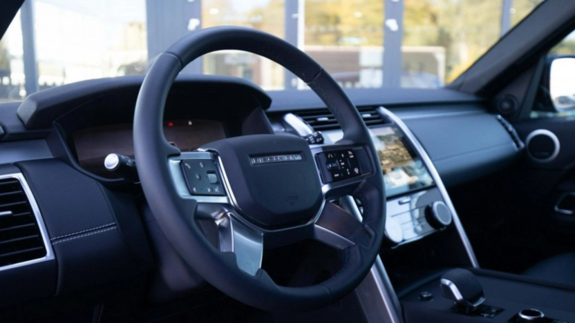 LAND ROVER Discovery Discovery V 3.0 D250 mHEV Dynamic SE