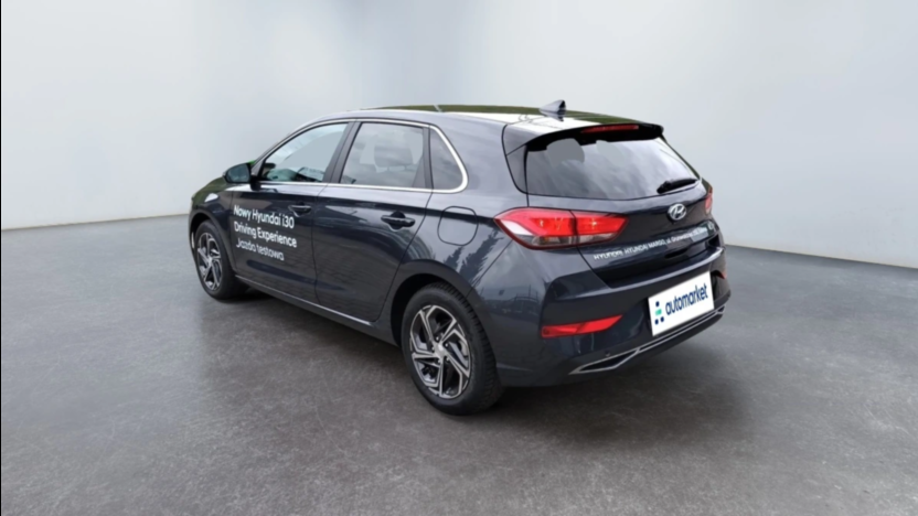 HYUNDAI i30 i30 1.5 T-GDI 48V Smart