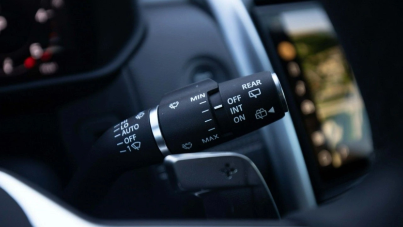 LAND ROVER Discovery Discovery V 3.0 D250 mHEV Dynamic SE