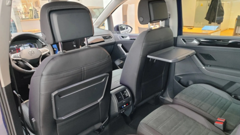 VOLKSWAGEN Touran Touran 1.5 TSI EVO Highline DSG Nowy