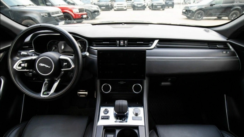 JAGUAR F-Pace F-Pace 3.0 D300 mHEV AWD R-Dynamic Black
