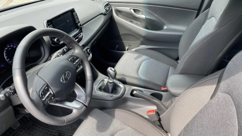 HYUNDAI i30 i30 1.0 T-GDI Smart