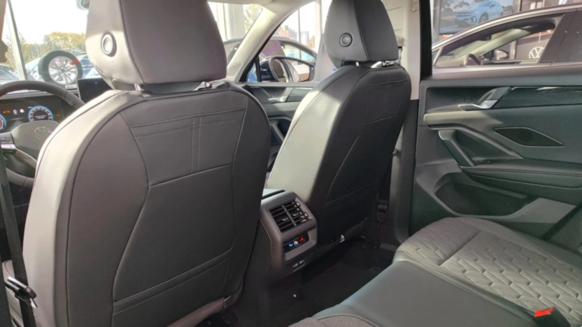 VOLKSWAGEN Tiguan Tiguan 2.0 TDI Life Plus DSG Nowy