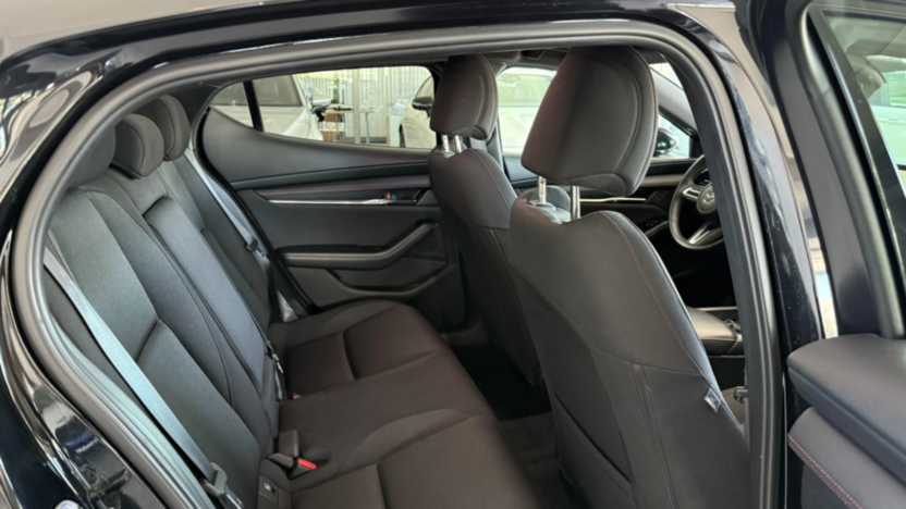 MAZDA 3 3 2.0 mHEV Homura
