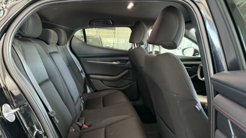 MAZDA 3 3 2.0 mHEV Homura