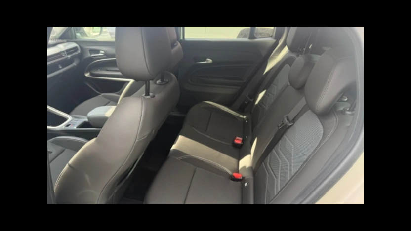 JEEP Avenger Avenger 1.2 T3 mHEV Altitude Winter Edition FWD eDCT6 Nowy