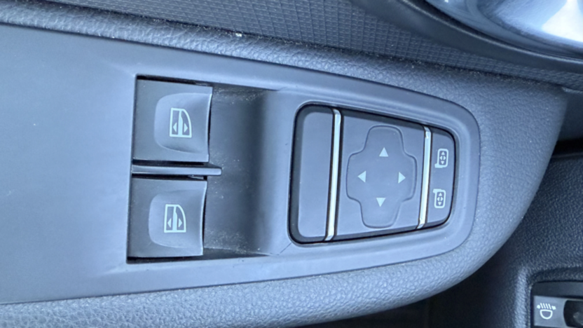 RENAULT Clio Clio 0.9 Energy TCe Limited 2018
