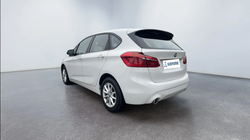 BMW Seria 2 216d aut