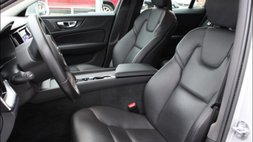 VOLVO V60 V60 B4 D Momentum Pro aut