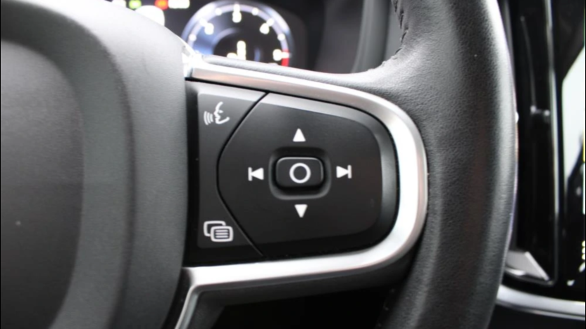 VOLVO V60 V60 B4 D Momentum Pro aut