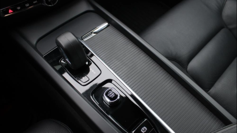 VOLVO V60 V60 B4 D Momentum Pro aut